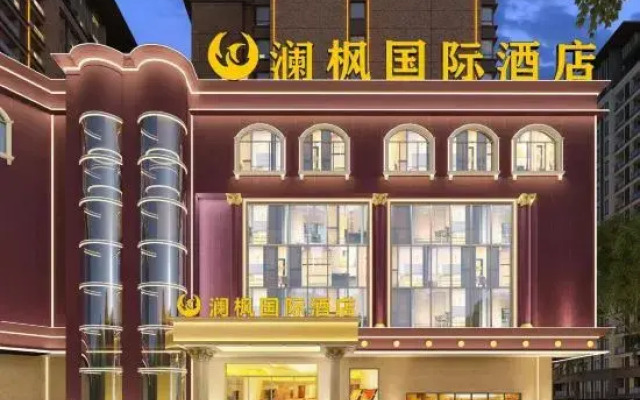 Riverside Lidu Hotel