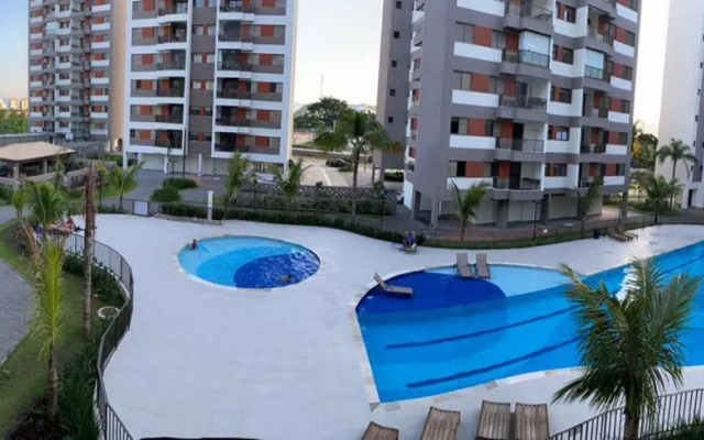 Apartamento em condominio praia clube