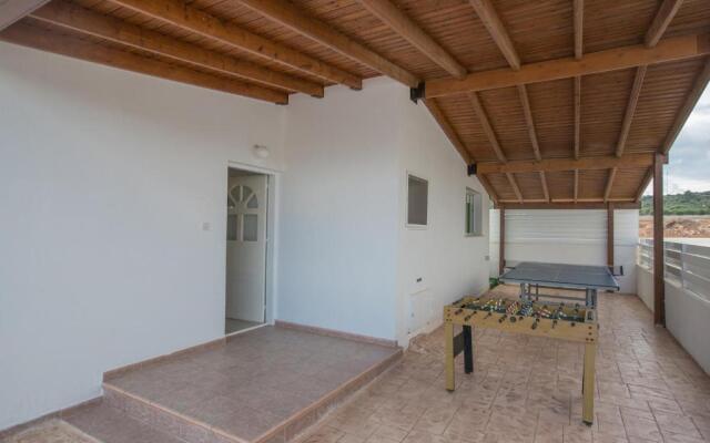 Villa Dionysos