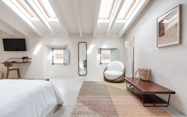 Meem Townhouse