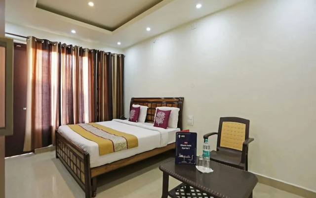 Holiday Inn Guest House