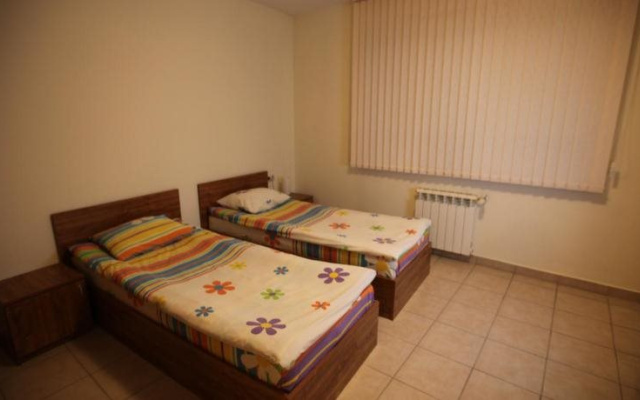 Royal Plaza Hotel Apartments