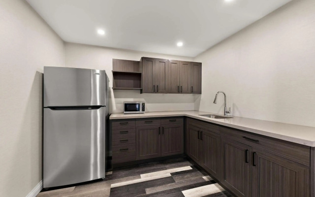 Best Western Parkway Hotel Toronto North