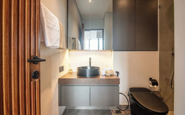 C La Villa Modern 4br Villa Canggu Beach 5mins