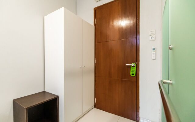 Urbanview Hotel Casa Kota Mangga Besar