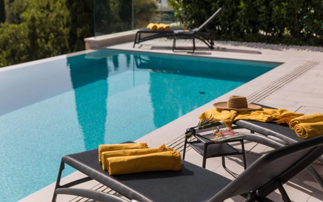 Luxury Villa Helios 5*