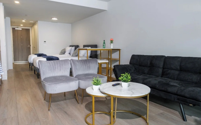 Silverstone Downtown Long-Term stay