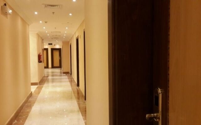 Qasr Alazizia Hotel