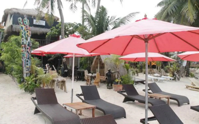 Kaiyana Boracay Beach Resort