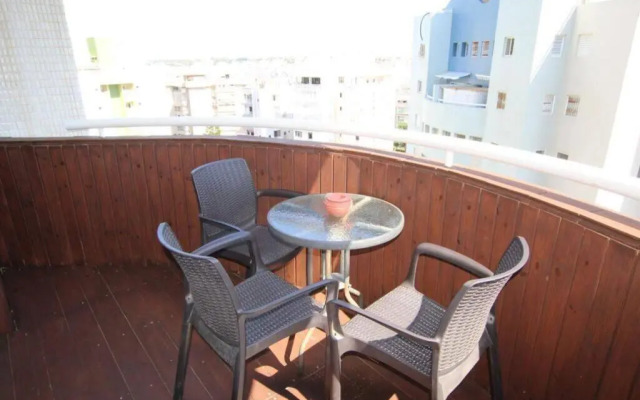 Royal Apartments , Blvd Nitza 8