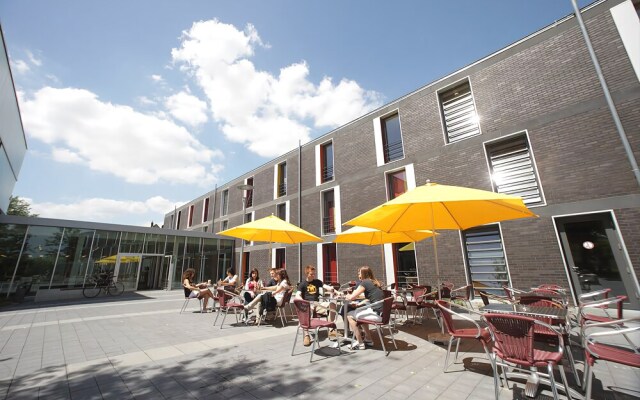 DJH City Hostel