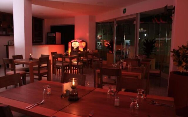 Hotel Bicentenario