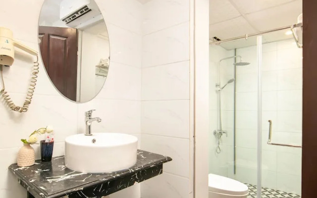 La Renta Premmier Hotel and Spa