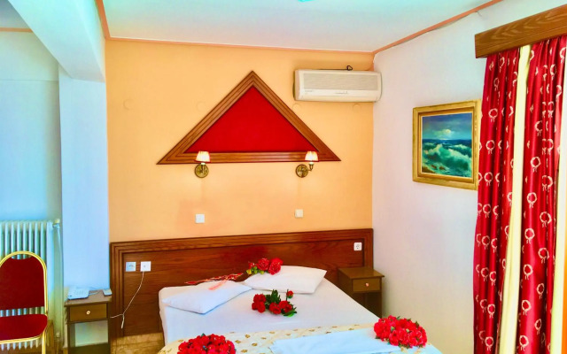 Aiolos Hotel