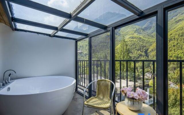 Anji Yinshang Landscape Homestay