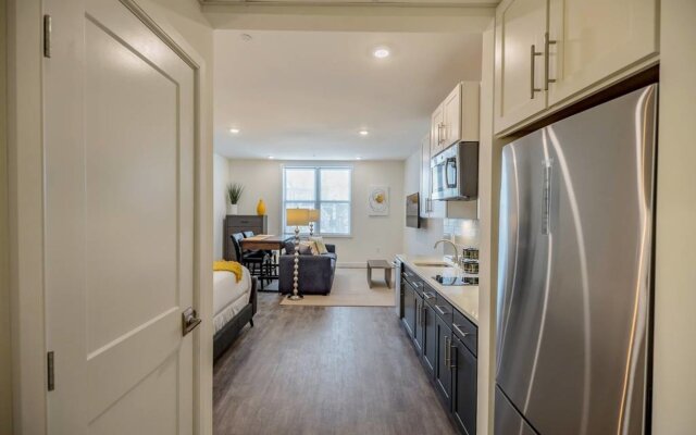 Pine Suite - 415