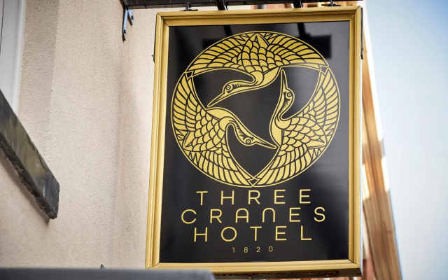Three Cranes Serviced Apartments
