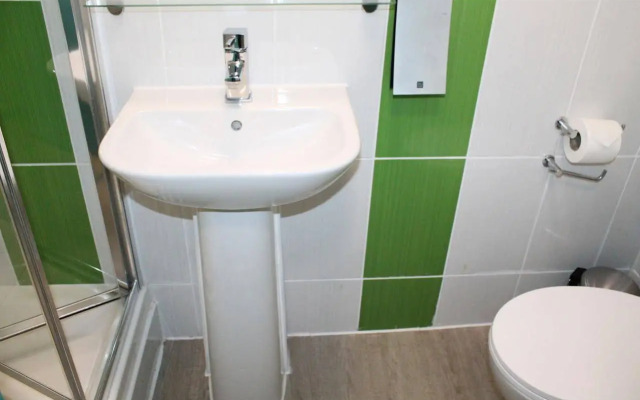 Clapham South Dudley Hotel