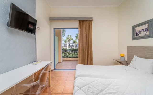 Ianos Hotel