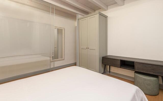 Verona Cathedral Apartments