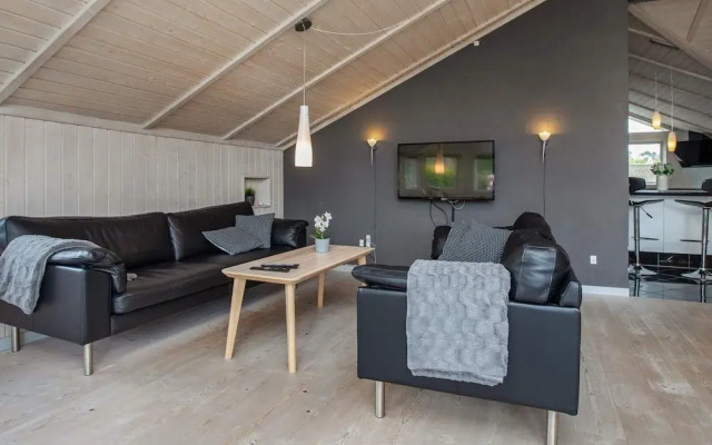 8 Person Holiday Home in Vaeggerlose-by Traum