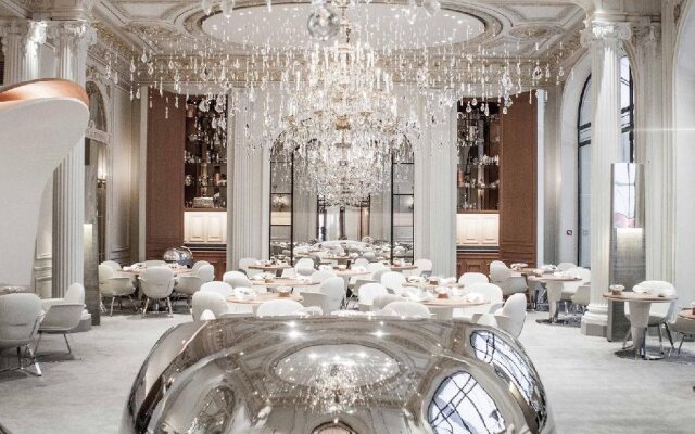 Hotel Plaza Athenee