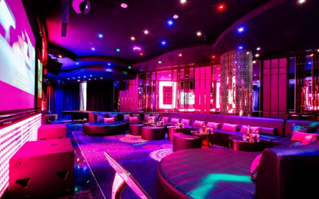 NagaWorld Hotel & Entertainment Complex