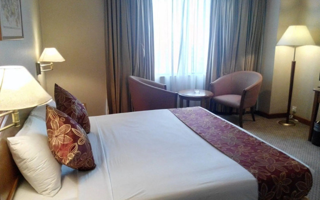 Mandarin Court Hotel