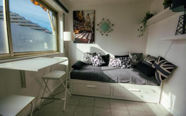 La Studette Marina 06