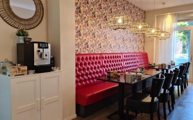 Bed & Breakfast De Raetskamer