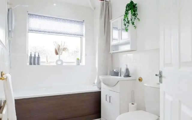 Cozy 3-bedroom House in Birmingham