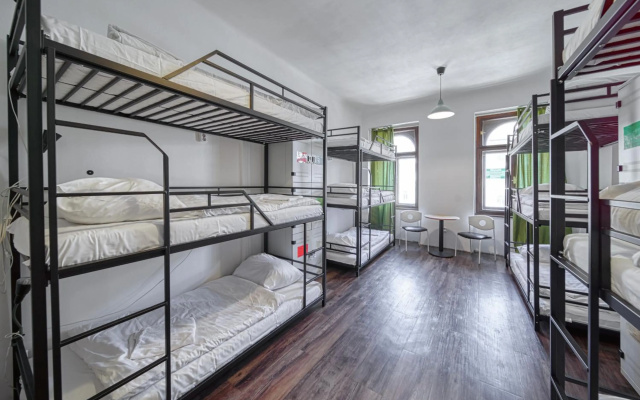 Hostel Orange
