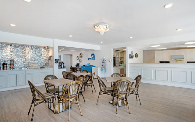 Best Western Navarre Waterfront