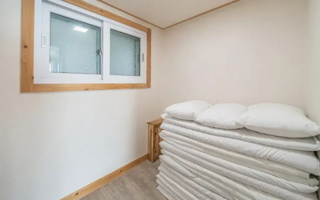 Yeosu Arum Oceanview Whole House Pension