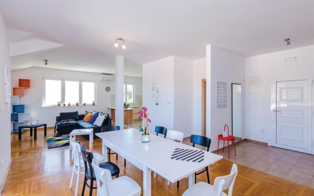 Amazing Home in Dubrovnik With Wifi and 3 Bedrooms