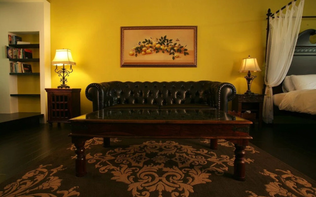 Juhu Farmstay