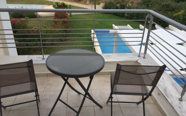 Kanistro Luxury Villa With Pool