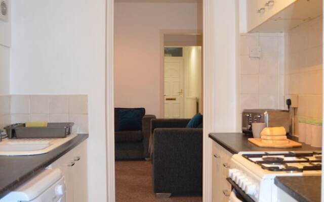 People Boxes Apartments - 74 Highbury
