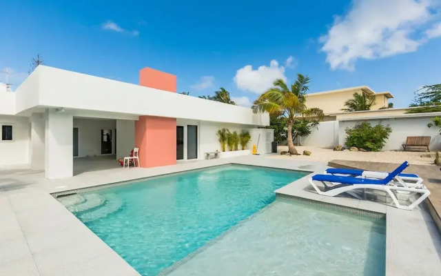 Boca Catalina 2 Boca Catalina Modern 2bd-2bath-steps to Beach
