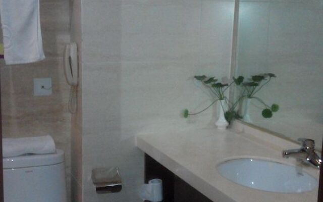 Echarm Hotel Hankou Railway Changgang Metro Station