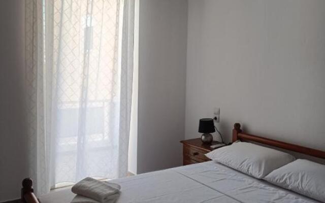 Kostas Maria Apartment 109m2 1st Floor