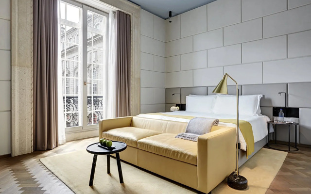 Hotel Cafe Royal, London