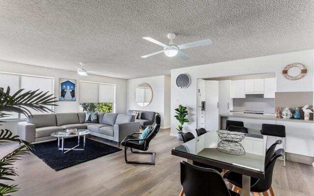 2 Bedroom Apartment Laman Lodge Unit 2