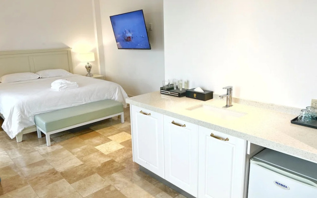 Tinian Diamond Hotel