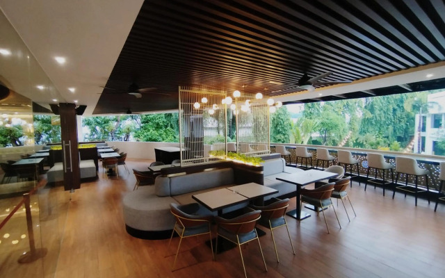 The Sun Hotel Sidoarjo