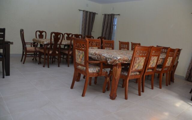 Kambi Mstuni Resort