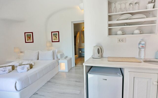 Oia Mare Villas