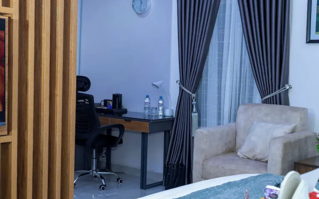 Morgan Hill Residence