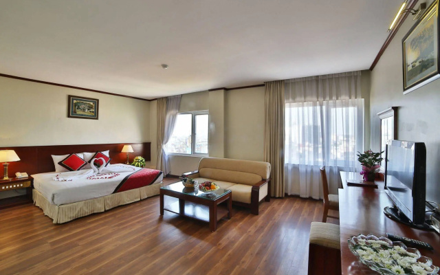 Sunny 3 Hotel
