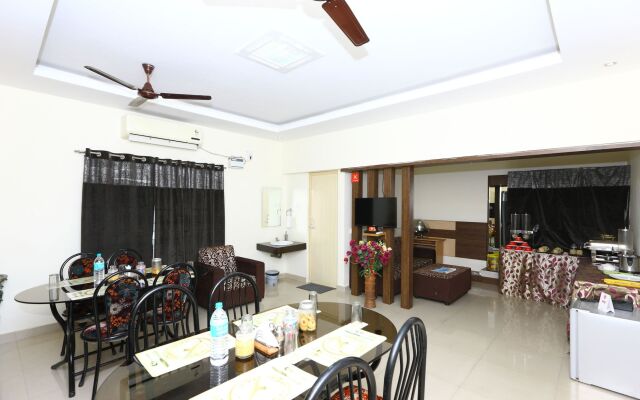 OYO 5045 Apartment NKS Leo Inn